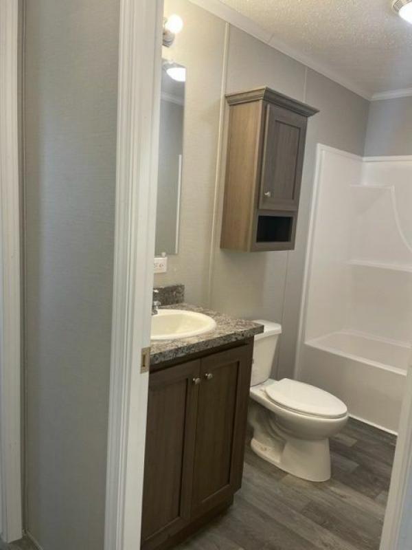 2022 Champion Dutch Diamond II Mobile Home