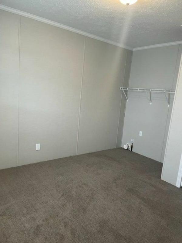 2022 Champion Dutch Diamond II Mobile Home