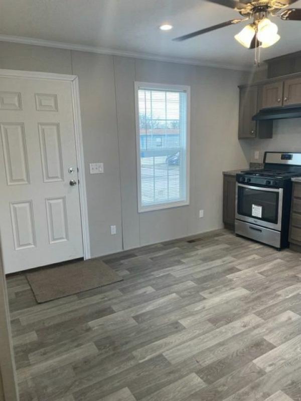 2022 Champion Dutch Diamond II Mobile Home