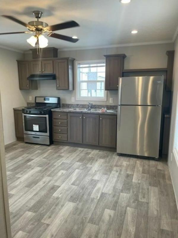 2022 Champion Dutch Diamond II Mobile Home