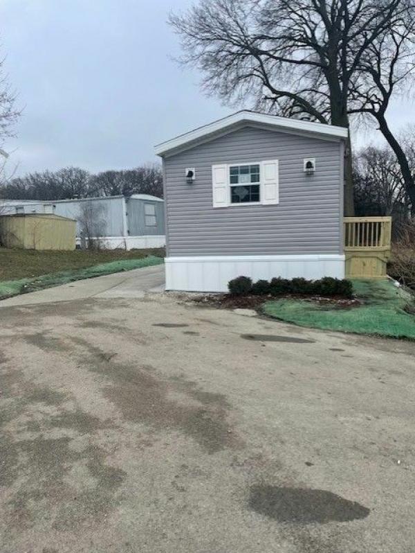 2022 Champion Dutch Diamond II Mobile Home