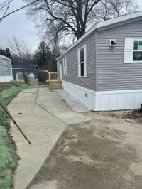 2022 Champion Dutch Diamond II Mobile Home