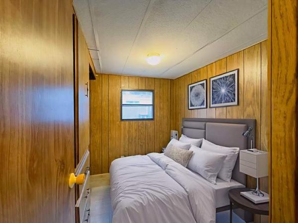 1971 Broadmore Manufactured Home