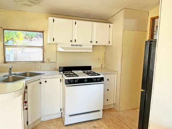 1987 Debrose Amherst Manufactured Home
