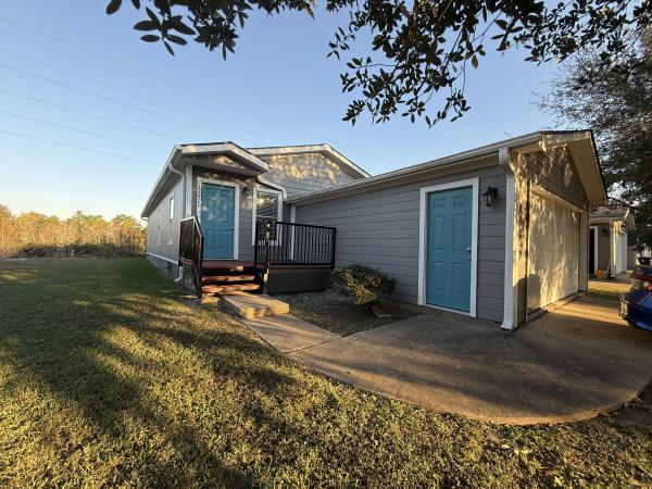 Photo 1 of 2 of home located at 15911 Clarke Springs Drive Houston, TX 77053