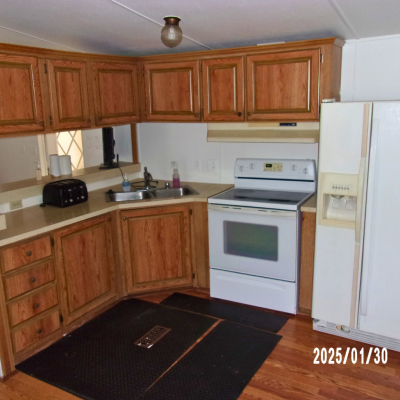 Photo 4 of 8 of home located at 1969 Amberwood Drive Riverview, FL 33578