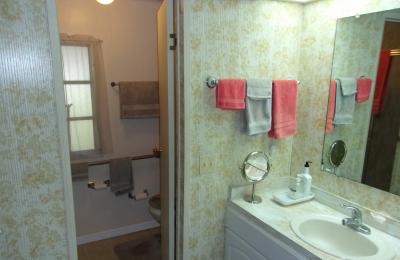 Photo 5 of 13 of home located at 1901 Amberwood Drive Riverview, FL 33578