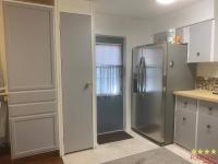 1985 COUN  Home