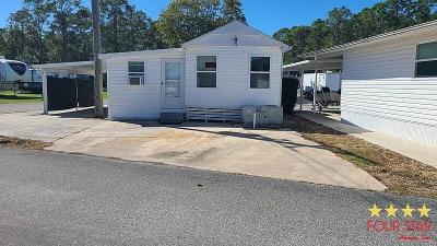 Mobile Home at 26 Holiday Dr Bunnell, FL 32110