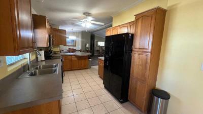 Photo 5 of 14 of home located at 9855 E Irvington Road #297 Tucson, AZ 85730