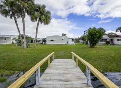 Photo 3 of 24 of home located at 8775 20th Street Vero Beach, FL 32966