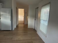 1998 Holly Park Mobile Home