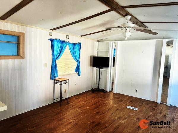 1984 MARLO Mobile Home