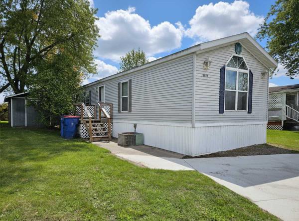 1996  Mobile Home For Sale