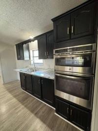 1986 Bonnavilla Mobile Home