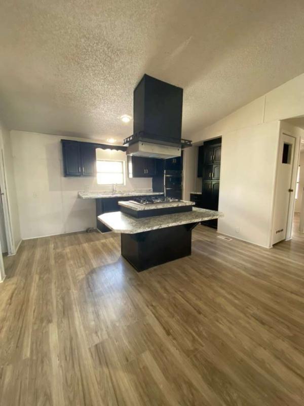 1986 Bonnavilla Mobile Home