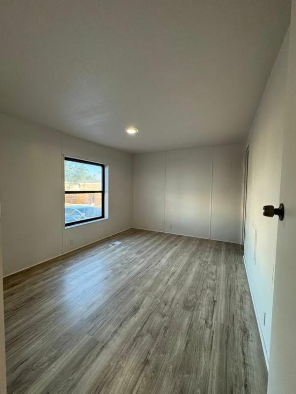 1986 Bonnavilla Mobile Home