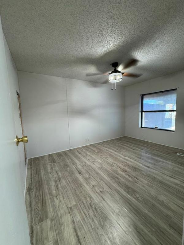 1986 Bonnavilla Mobile Home