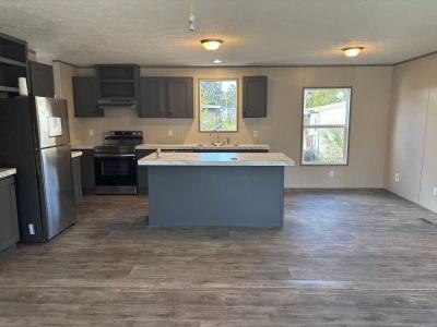 Photo 6 of 7 of home located at 5291 Collins Rd., #49 Jacksonville, FL 32244