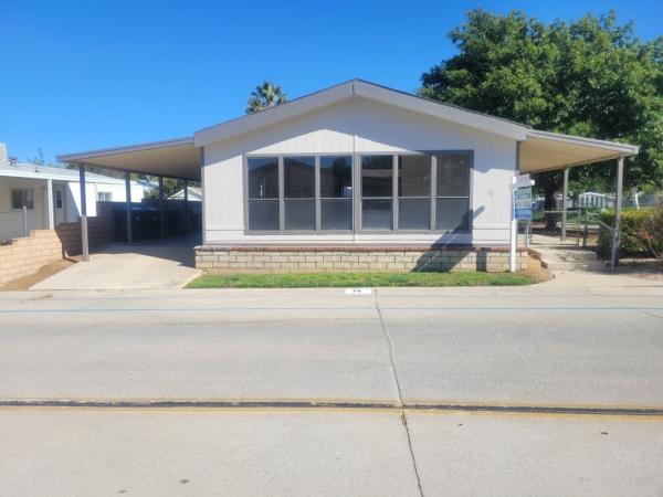 1985 Hallmark Southwest Corp Mobile Home For Sale