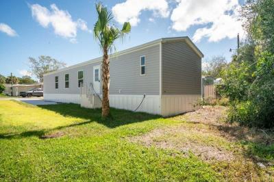 Photo 4 of 29 of home located at 1300 Hand Ave Lot F12 Ormond Beach, FL 32174