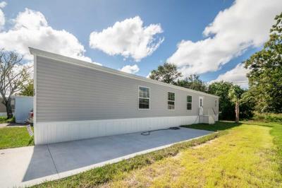 Photo 3 of 29 of home located at 1300 Hand Ave Lot F12 Ormond Beach, FL 32174