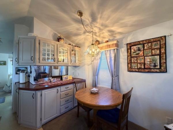 1998 Fleetwood Manufactured Home