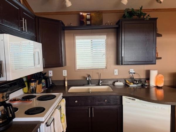 1994 Skyline Manufactured Home