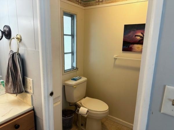 1978 Hillcrest Manufactured Home