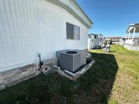 1978 Hillcrest Manufactured Home