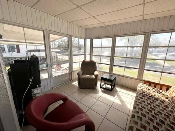 1978 Hillcrest Manufactured Home