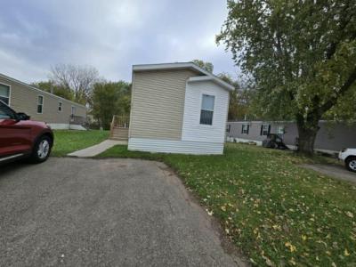 Mobile Home at 325 Brutus Drive Lakeville, MN 55044