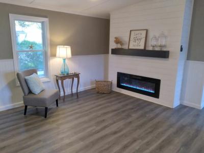 Photo 3 of 20 of home located at 121 Burr Circle Murrells Inlet, SC 29576