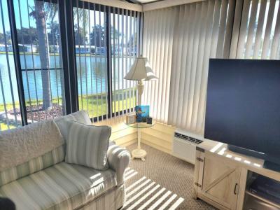 Photo 5 of 20 of home located at 41038 Bream Cir Zephyrhills, FL 33540