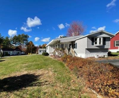 Photo 1 of 18 of home located at 14 Sunrise Trail Nashua, NH 03062