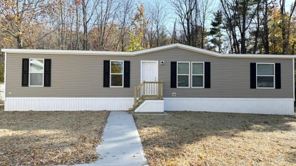 2025 Champion Prime FBH Mobile Home