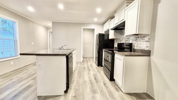 2024 Champion Dutch Aspire Mobile Home