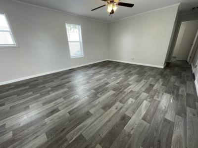 Photo 4 of 25 of home located at 38013 Chilver #381 Clinton Township, MI 48038