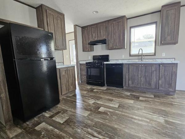 2023 clayton 127 46WIN16663AH22  Home