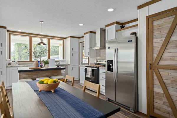 2023 Fleetwood 108 Sandalwood XL  Home