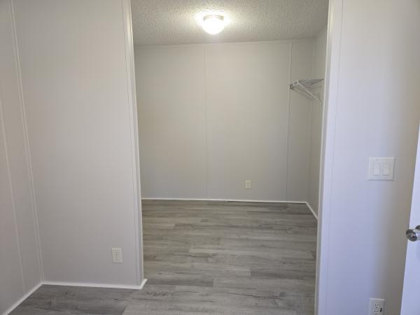 2020 LH167232B-F  Home