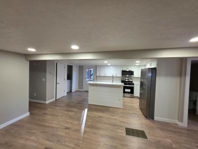 Photo 5 of 14 of home located at 342 N. Kenbrook St. SE Grand Rapids, MI 49548