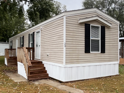 Mobile Home at 6500 Kansas Ave, Lot 20 Kansas City, KS 66111