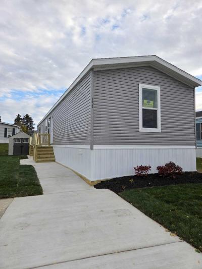 Mobile Home at 151 Meadows Cir. W Wixom, MI 48393