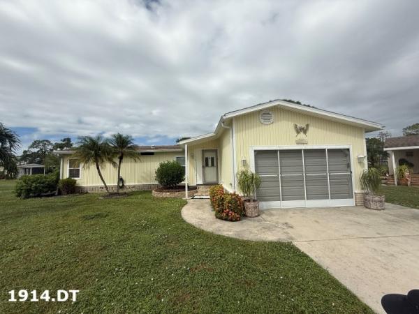 Photo 1 of 2 of home located at 1914 Madera Dr. North Fort Myers, FL 33903