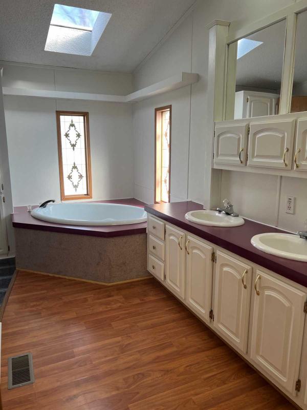 1996 Highland Mobile Home