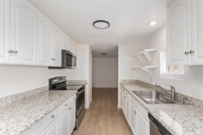 Photo 3 of 8 of home located at 1378 N Ralston Rd Maricopa, AZ 85139