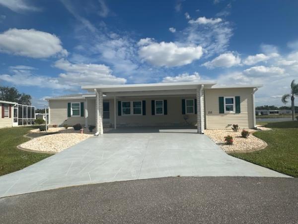 2000 Palm Harbor Manhattan Mobile Home