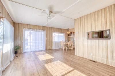 Photo 4 of 15 of home located at 17700 S Western Avenue Unit#123 Gardena, CA 90248