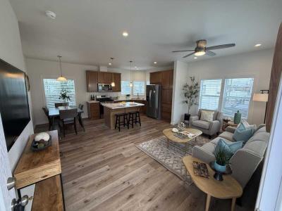 Photo 5 of 31 of home located at 24725 Pennsylvania Avenue, #B12 Lomita, CA 90717